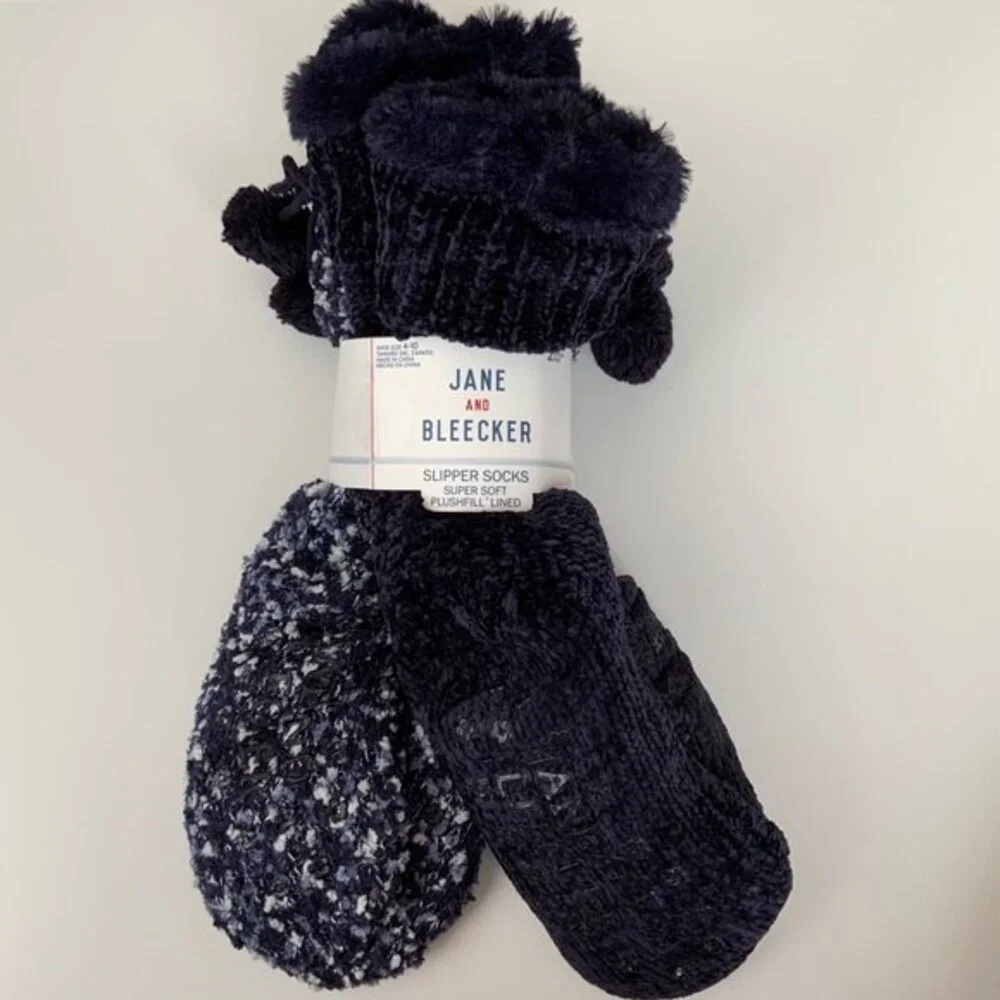 Jane & Bleecker Socks Size 4-10 Blue Super Soft Slipper Socks 2 pairs
